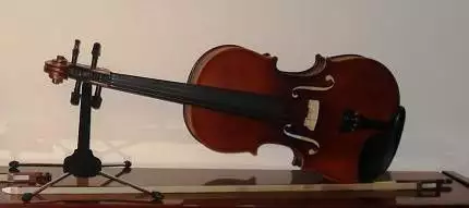 Продавам Цигулка 1 8 - 1 4 - 1 2 - 3 4 - 4 4 – с калъф