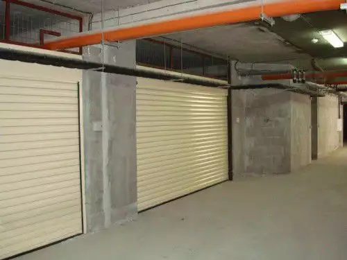 продавам подземен гараж в кв Младост 2 до РУМ - София