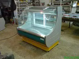 4. Снимка на Сладкарски хладилни витрини