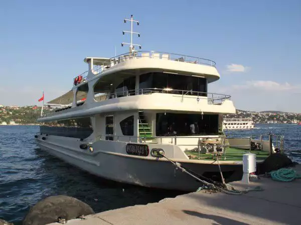 4. Снимка на 2014 в Истанбул - Яхта по Босфора - дневен преход - София