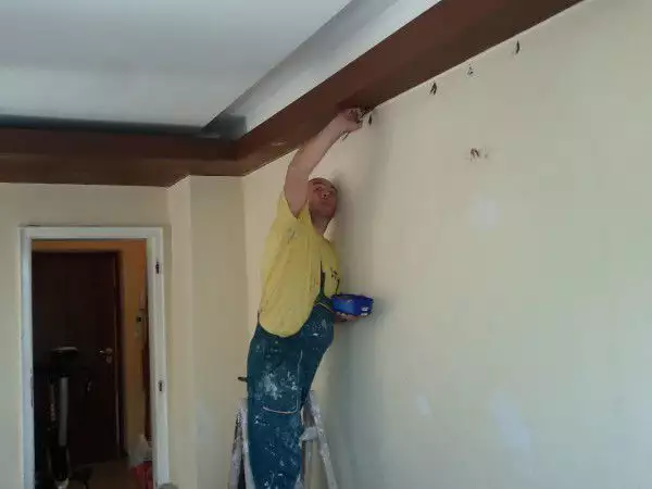 3. Снимка на Домашен ремонт боядисване шпакловка гипскартон зидария фаянс