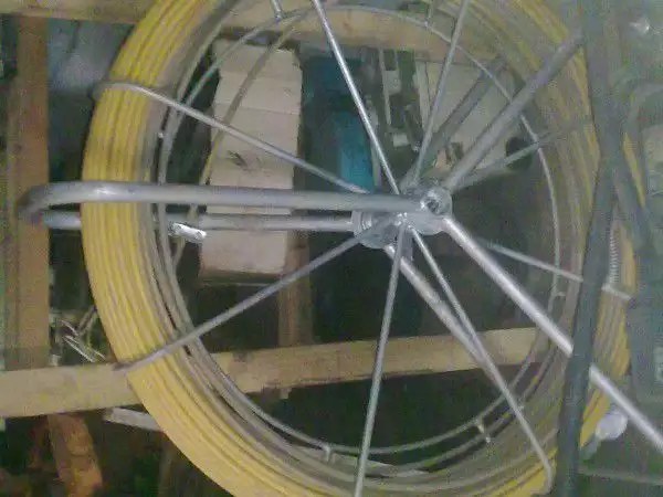 Рейка под наем 150м. f11 за изтегляне на кабели