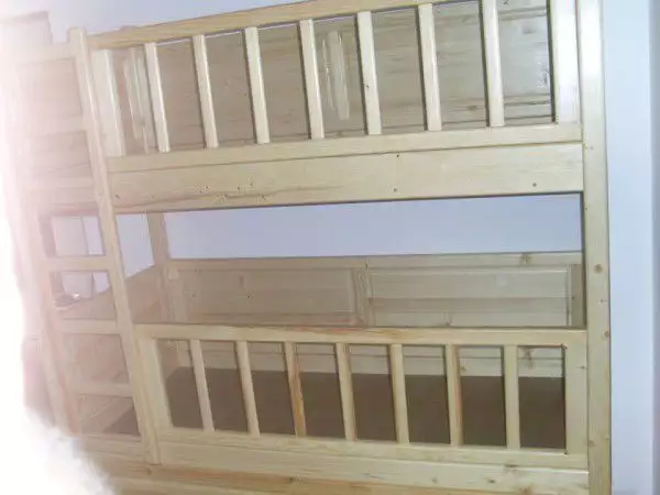 3. Снимка на Детско легло на два етажа