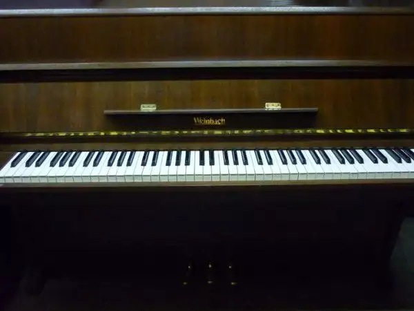 2. Снимка на Голям избор на пиана и рояли - ниски цени