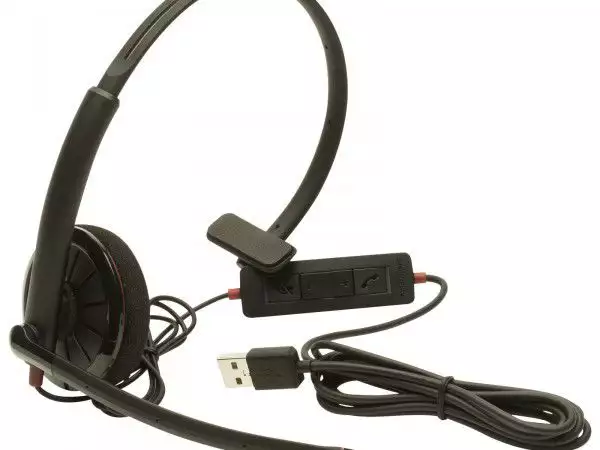 Продавам слушалки Plantronics Blackwire C310 - M
