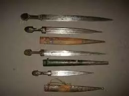 Купувам сабя - ятаган, ножове, кортици, ками - военни предмети