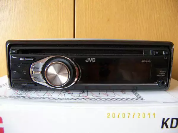 Евтино и качествено МР3 за автомобили JVC KD-R302