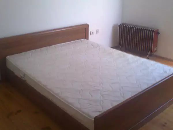 2. Снимка на Обзаведен апартамент с три спални - Център - Пловдив