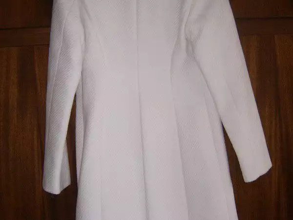 Бяло кашмирено палто