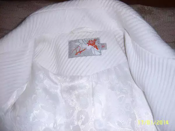 3. Снимка на Бяло кашмирено палто