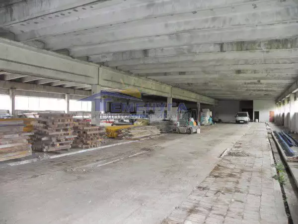 2. Снимка на Реновиран склад с прилежащ терен 10дка до Подбалкански път - Долно Камарци