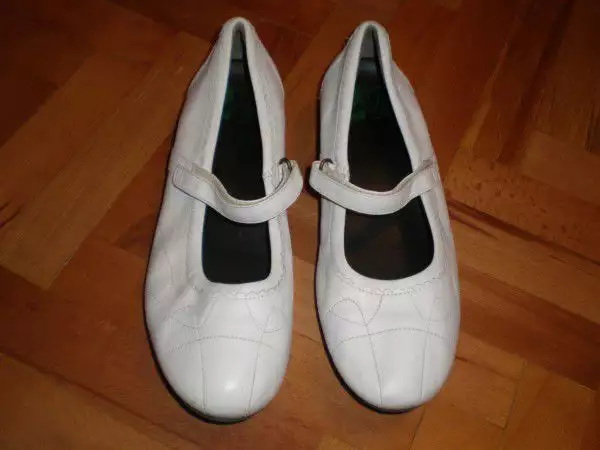 2. Снимка на Обувки от естествена кожа