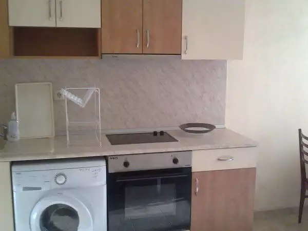 Нов двустаен обзаведен апартамент Център - Пловдив