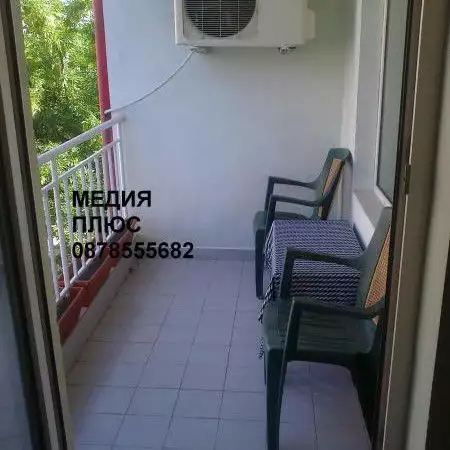 Двустаен , обзаведен апартамент в Центъра на града, в близост - Пловдив