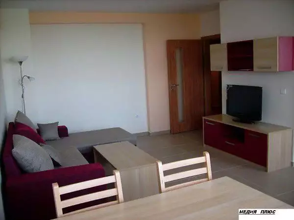 7. Снимка на нов четиристаен, уютно обзаведен апартамент в квартал Широк Ц - Пловдив