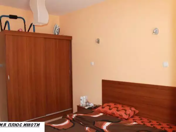 4. Снимка на нов просторен обзаведен апартамент, в сграда ново строителств - Пловдив