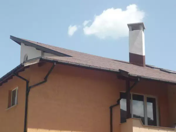1. Снимка на Професионално качество Ремонт на покриви