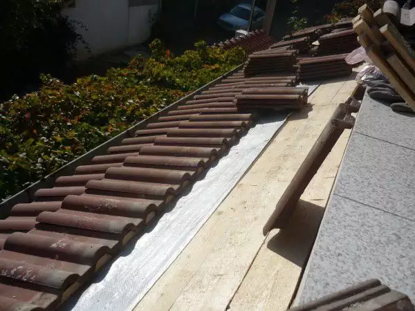 5. Снимка на Професионално качество Ремонт на покриви