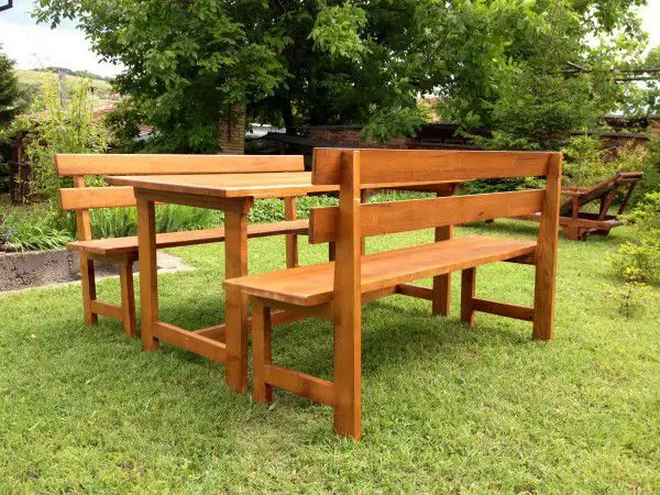 Комплект дървена маса и пейки от ясен за градината и дома