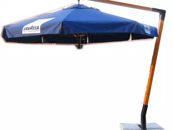 1. Снимка на плажни и рекламни чадъри, шезлонги, маси и пейки