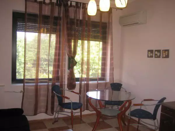 Продавам апартамент в Центъра, от собственик - Пловдив