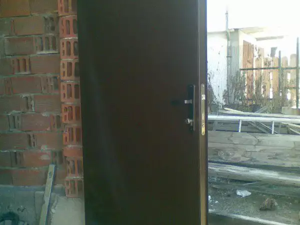 26. Снимка на Метални врати, парапети, огради и др. метални конструкции.