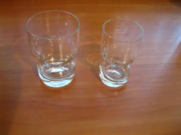 2. Снимка на Класически чаши за алкохол нови