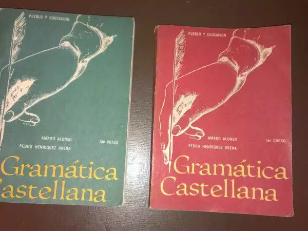 1. Снимка на Учебници по Испански език Gramatica Castellana и други.