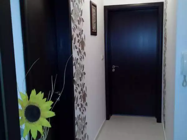 2. Снимка на Стилен нов обзаведен апартамент в комплекс - Остромила - Пловдив