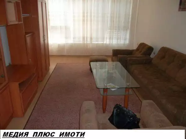 Нов двустаен обзаведен апартамент в квартал Кючук Париж - Пловдив