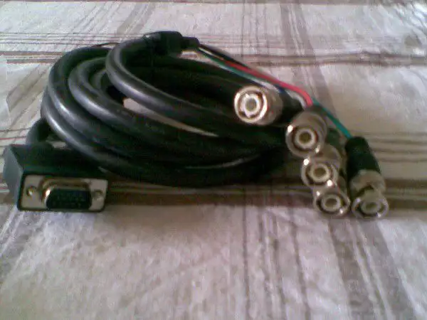 6. Снимка на Продавам бракед USB с 2 и други кабели