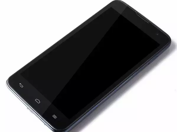 Четириядрен смартфон с 2 СИМ карти