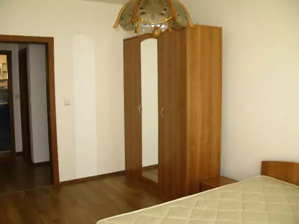 Обзаведен нов тристаен апартамент - Кършияка