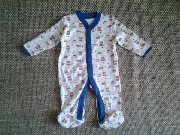 1. Снимка на Бебешка пижама