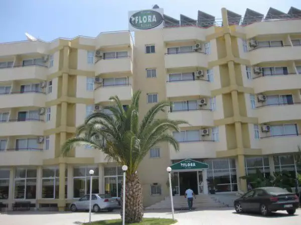 1. Снимка на Промо цена за Кушадасъ 2013 - хотел Flora Suites 3 - Пловдив