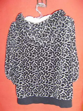 Тигров суитчър в комплект с блуза