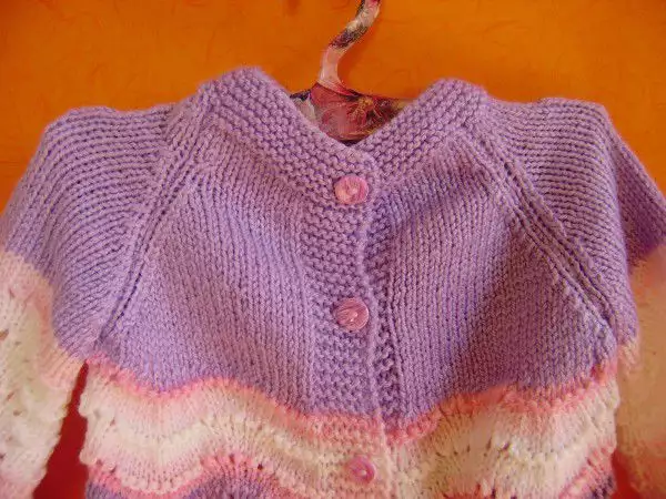 3. Снимка на Шарена плетена жилетка
