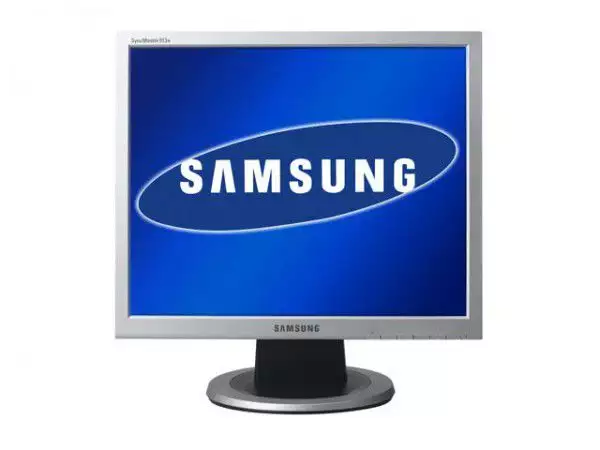 1. Снимка на Компютър 2.7GHz, 2GB, 250GB, DVD и 19 LCD monitor