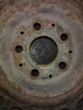 5. Снимка на Резервна джанта с гума за мерцедес 124