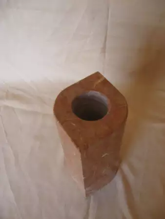 3. Снимка на вази от камък
