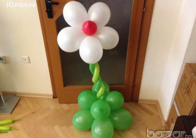 Украса от балони