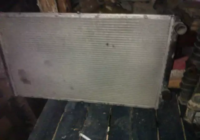 3. Снимка на Воден радиатор за фолксваген венто голф 3 ТД