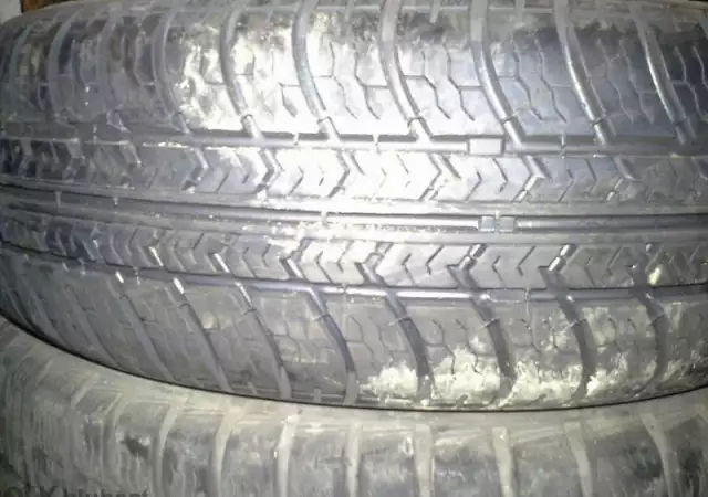 8. Снимка на гуми зимни - супер състояние