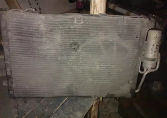 1. Снимка на Радиатор климатик опел корса ц
