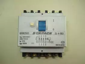 2. Снимка на Продавам дефектно токови защити - 25 и 40А