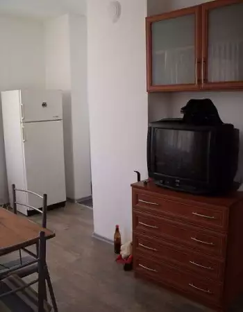 3. Снимка на Нов 2 - стаен апартамент в Бургас жк.Възраждане до м - н Краснод