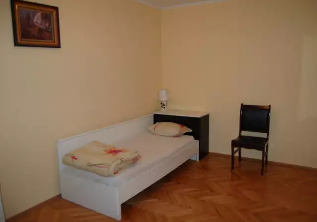 3. Снимка на Самостоятелен апартамент за задочници в Свищов