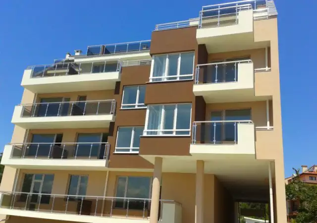 2. Снимка на Нови апартаменти със супер цена в новия град Созопол