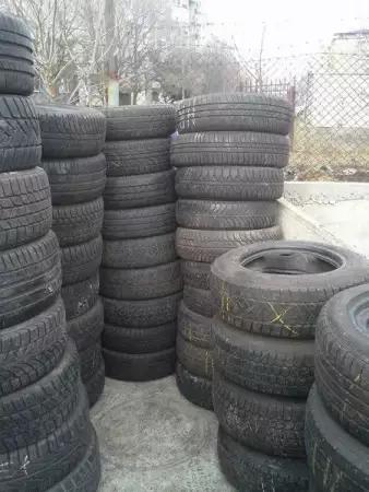 1. Снимка на зимни гуми от германия