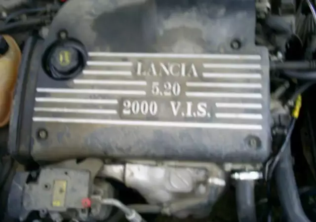 5. Снимка на Lancia Lybra 20, 20 на части